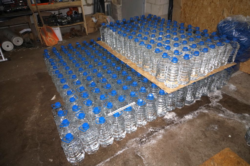 bimbrownia, produkcja alkoholu, nielegalny alkohol, bimber