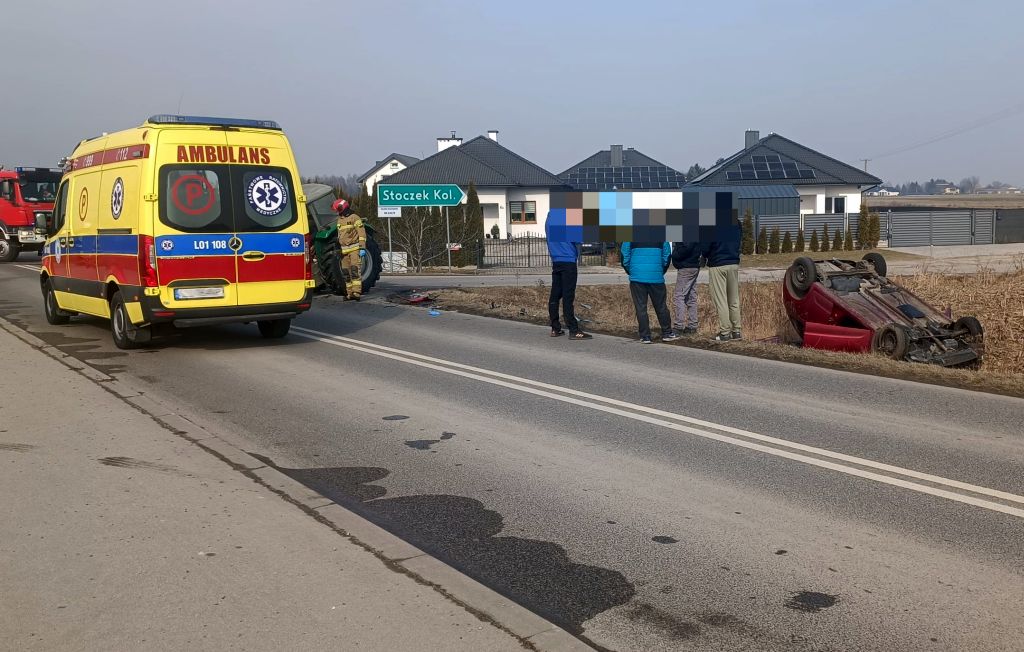 zdarzenie drogowe, zderzenie, ciągnik, auto