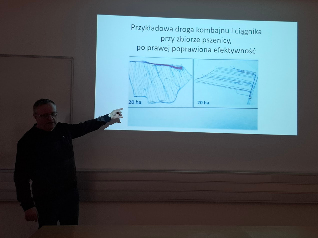 Maciej Maciejewski, sala