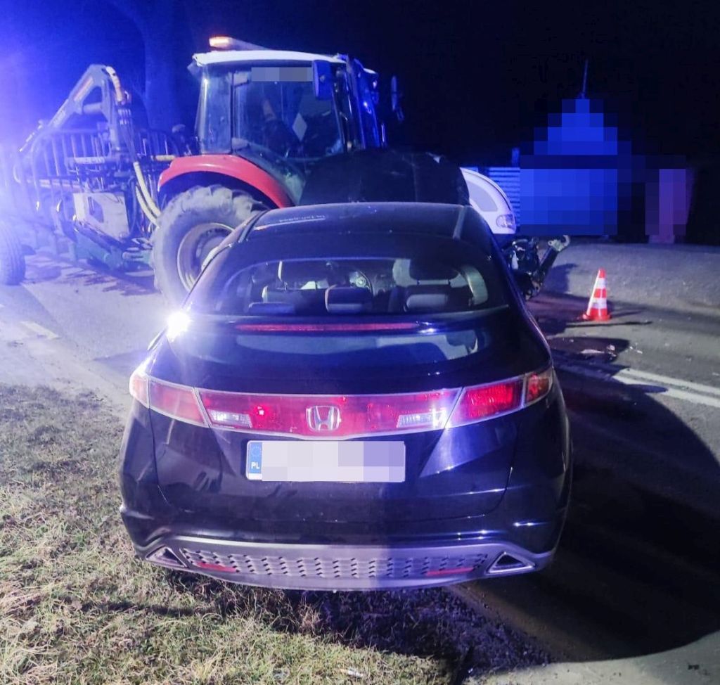 zderzenie, ciągnik, auto, pijany kierowca