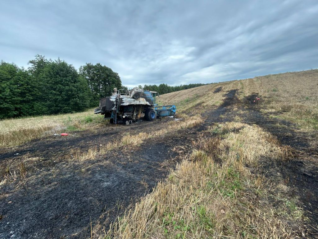 pożar, kombajn, zboże, pożar kombajnu