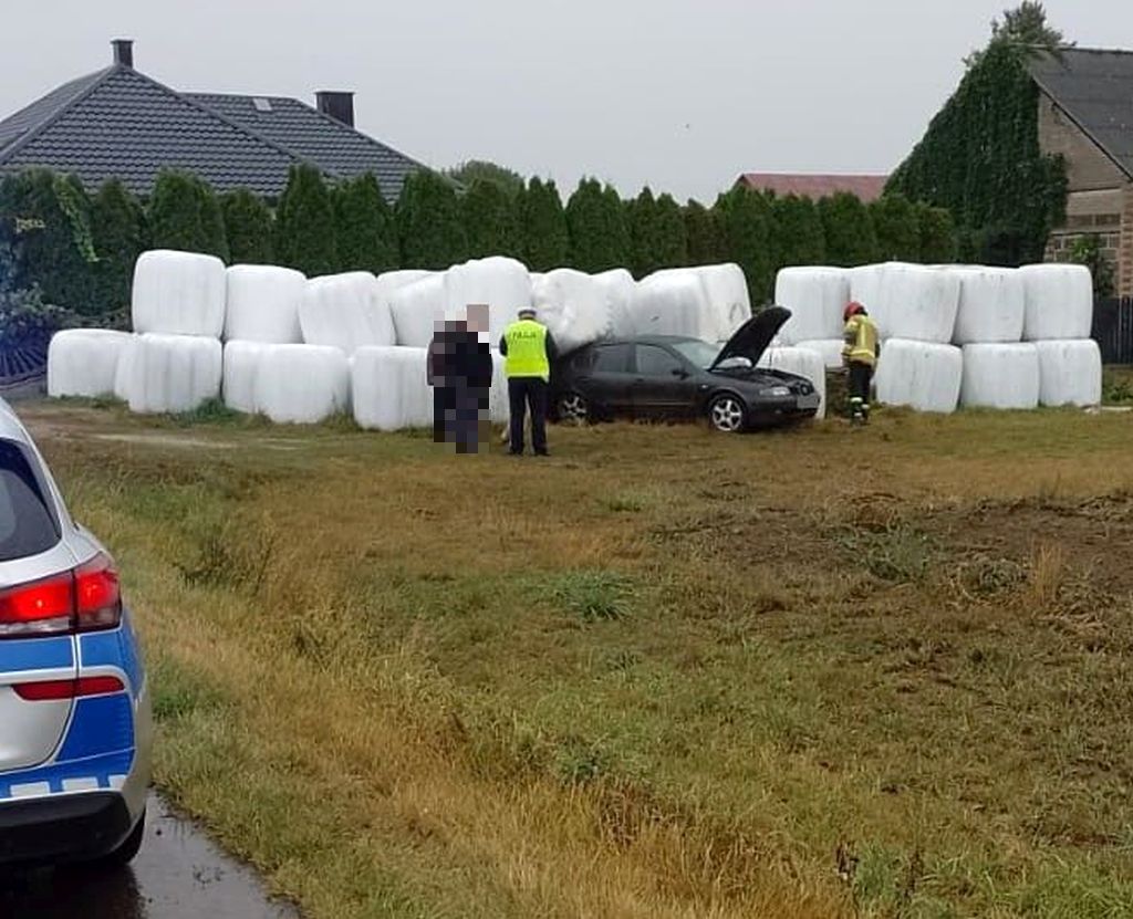 zderzenie, auto, kiszonka, pijany kierowca