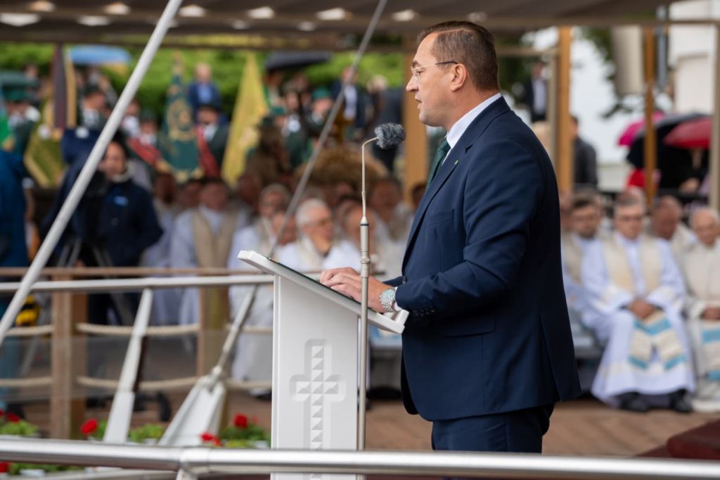minister rolnictwa, krajewski, jasna góra, dożynki, nadwyżka zboża
