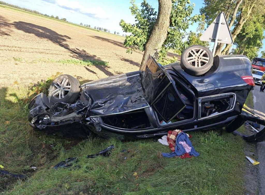wypadek, zderzenie, auto, ciągnik