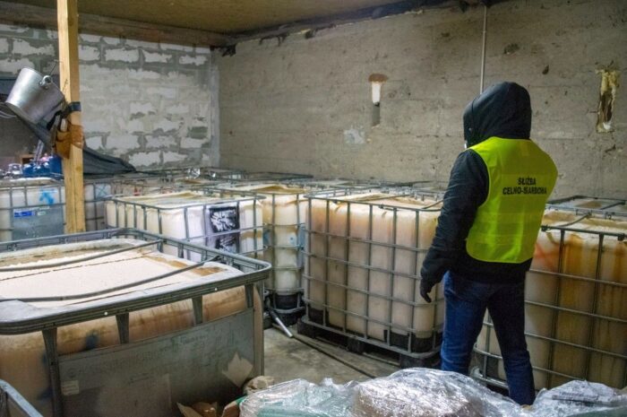 kas, bimbrownia, gospodarstwo, produkcja alkoholu